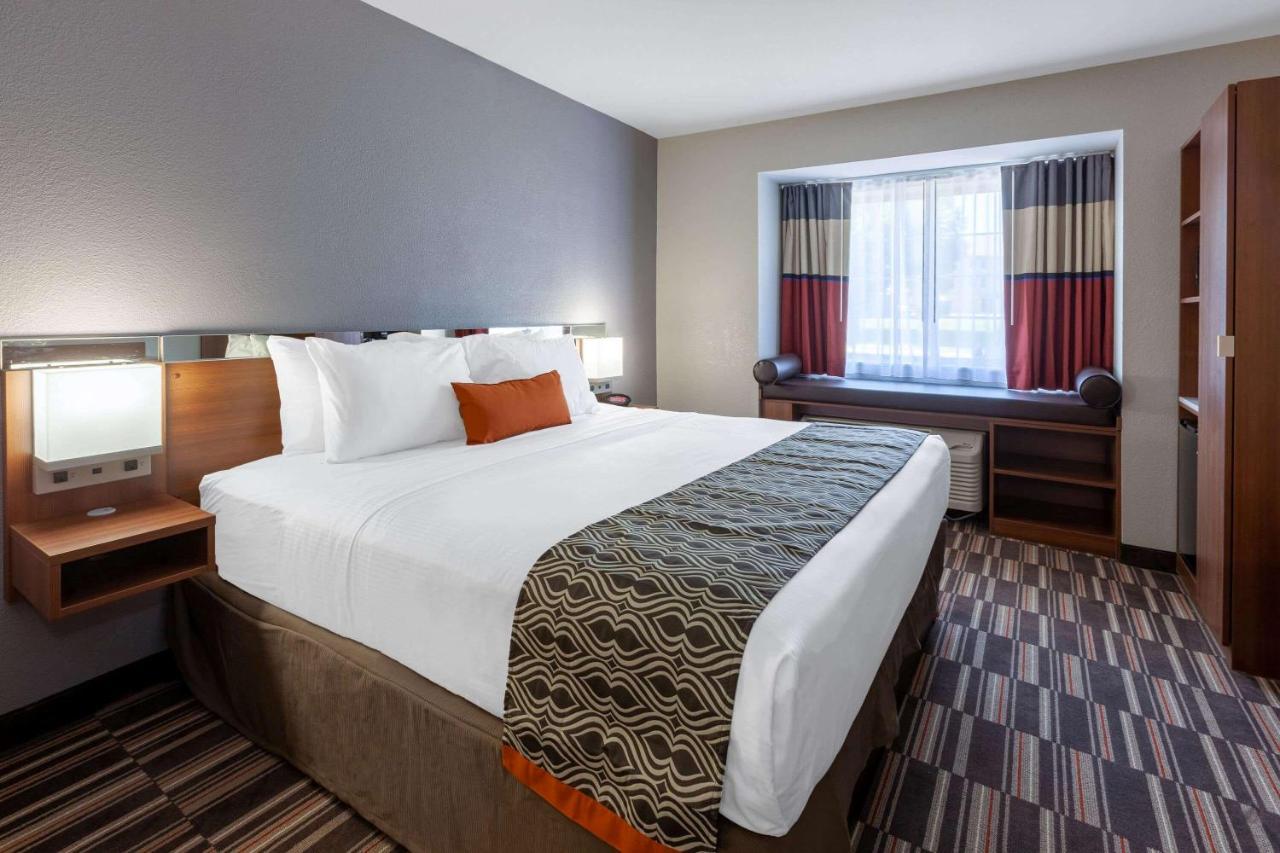 Microtel Inn & Suites By Wyndham Sunbury - Columbus North Exterior photo